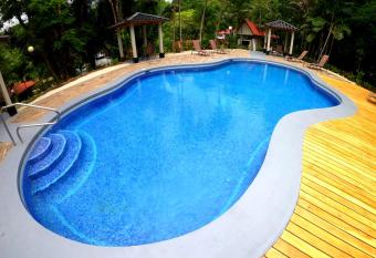 El Sueno Tropical Hotel has Balcony rooms