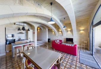 Il -Hawha superior villa has Balcony rooms