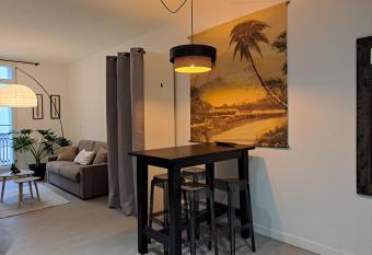 Grand Studio Luxe allows 18 year olds to book a room