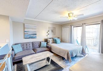 Sugar Beach 171 has Balcony rooms