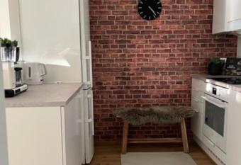 Juuri valmistunut kaksio upealla Logomon alueella. allows 18 year olds to book a room