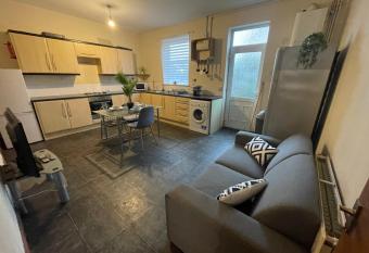 Red Bricks Staycation - Duplex Relocations allows 18 year olds to book a room