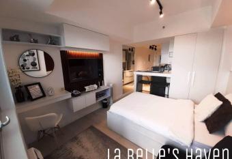 La Belle s Haven in Azure North has Balcony rooms