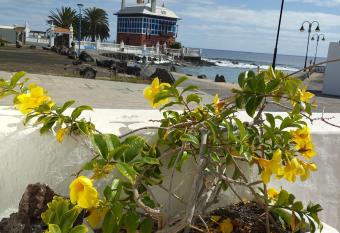 Terraza del mar has Balcony rooms
