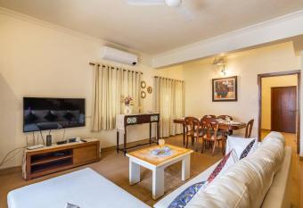 Rendezvous - A duplex villa with pool in Arpora has Balcony rooms