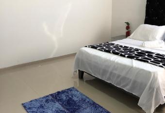 Hotel Paladium Barranquilla allows 18 year olds to book a room