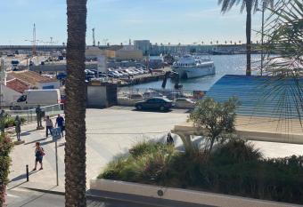 Homely Apartments Vistalegre allows 18 year olds to book a room