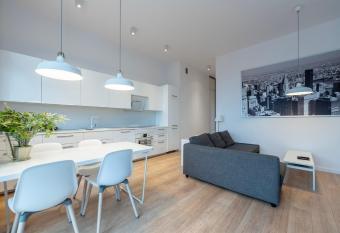 Penthouse with a View of Lodz & Free Parking has Balcony rooms