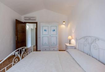 Stella has Balcony rooms