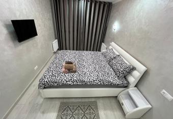 New Apartment CENTR 28 has Balcony rooms