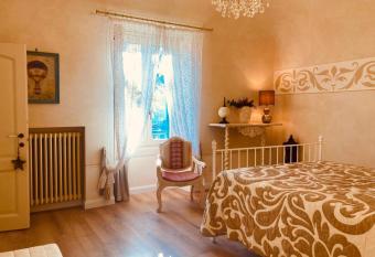 MANZONI37 allows 18 year olds to book a room