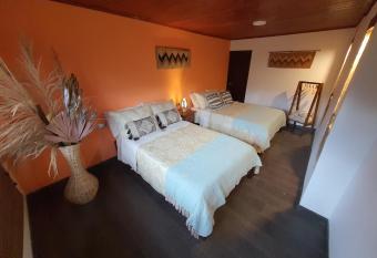 Hospedaje rural - Finca la Aurora - Caqueza has Balcony rooms