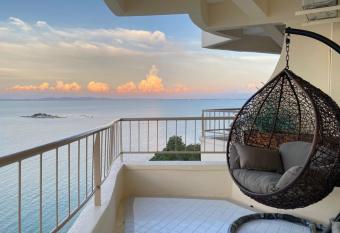 Rainbow paradise @ Tanjung Bungah has Balcony rooms