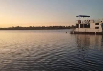 The one & only Houseboat Hire on Maroochy River has Balcony rooms