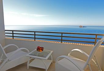 Les Dunes Comodoro has Balcony rooms