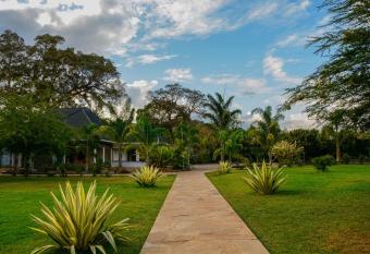 Migo House & Resort has Balcony rooms