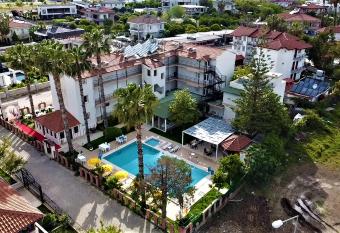 MiraSu Hotel has Balcony rooms