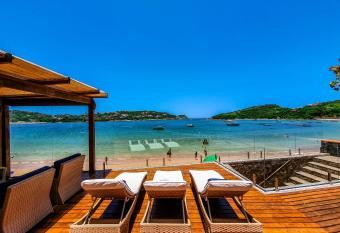 CASA AURORA, p   na areia na Praia da Ferradura has Smoking/Balcony rooms