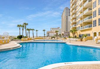 Emerald Isle 607 has Balcony rooms