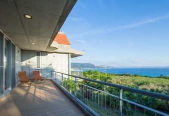 Sea-k-SEVEN Hotels and Resorts- allows 18 year olds to book a room