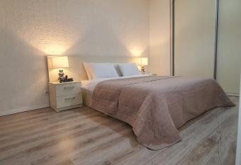 Luxury Maritimo Apartment has Balcony rooms