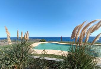 Appartamento incantevole con piscina has Balcony rooms