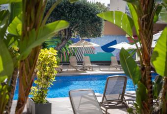 Benidorm Plaza has Balcony rooms
