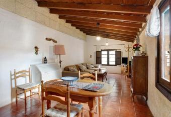 Casa El Drago has Balcony rooms