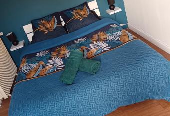 Petite maison   tape Loire    v  lo ou Compostelle has Balcony rooms