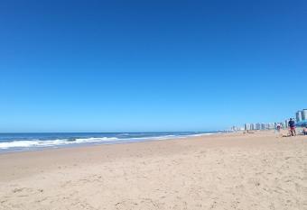 Habitaciones privadas con entrada independiente y wifi en San Rafael allows 18 year olds to book a room