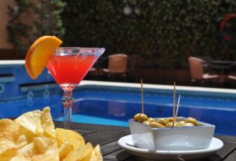 Hotel Mar de Tossa has Balcony rooms