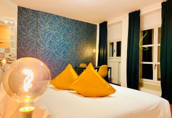 Crops City Stay Apartment 14 allows 18 year olds to book a room