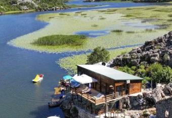 Apartmani Karu   has Balcony rooms