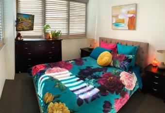 Work, Play or Relax Beachside Condo Maroochydore has Balcony rooms