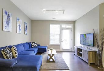 2 Bedroom Suite - Luxury stay in SouthPark has Balcony rooms