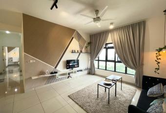 Meridin Medini by WP Homestay has Balcony rooms