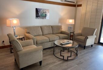 Chic Shack 1br Condo In Poipu With Ac Walk To Beach has Balcony rooms