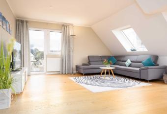 STR92b Ferienwohnung Strandzeit F has Balcony rooms