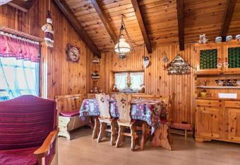 [In the Centre] - New Chalet with Mountain View has Balcony rooms