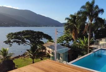 Para  so da Enseada de Brito has Balcony rooms