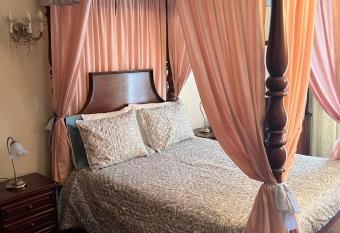 Angie   s apartment has Balcony rooms