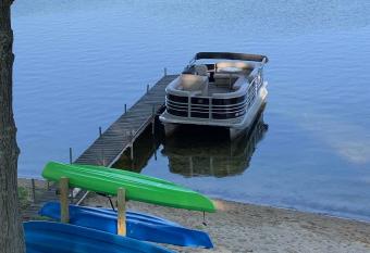 Loon Lake Lakehouse has Balcony rooms