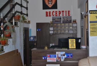 Live has Balcony rooms