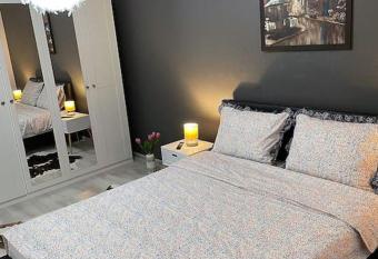 Pisica Studio has Balcony rooms