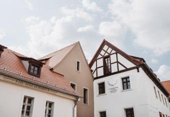 Bootshaus Amberg has Balcony rooms