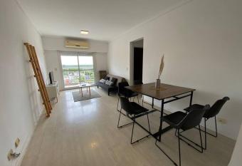 Tigre Center Tower B - Con parking, piscina y seguridad 24hs has Balcony rooms