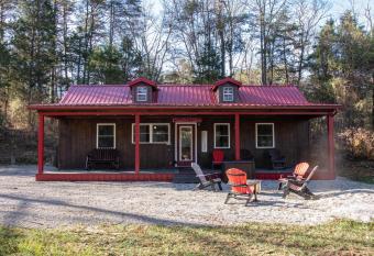 Country Cabin allows 18 year olds to book a room