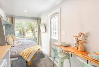 The Container Retreat @ 290 Wine Trail #8 Celebrate! allows 18 year olds to book a room