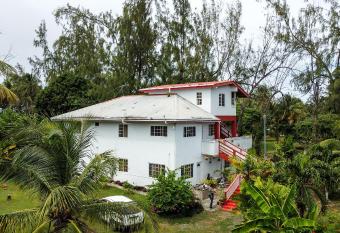 Tranquil guest House allows 18 year olds to book a room