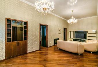 Apartment On MADO has Smoking/Balcony rooms